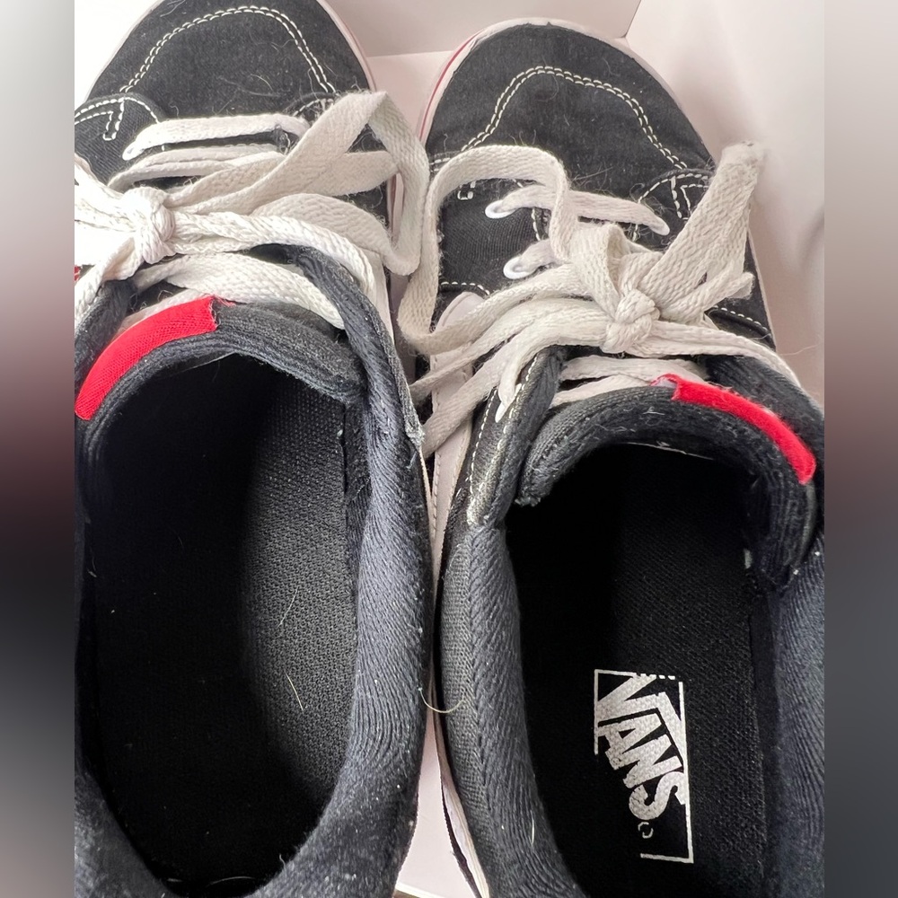 Vintage vans black with checkered flame on sides on rubber sole
